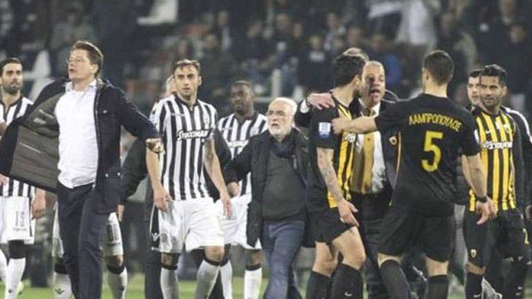 Για ΠΑΟΚ – ΑΕΚ ποιο… φίδι και ποια τρύπα Για ΠΑΟΚ – ΑΕΚ ποιο… φίδι και ποια τρύπα