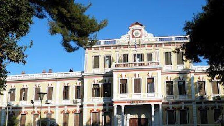 Μπουτάρης: To Γ’ Σώμα Στρατού πρέπει να απομακρυνθεί από το κέντρο της Θεσσαλονίκης