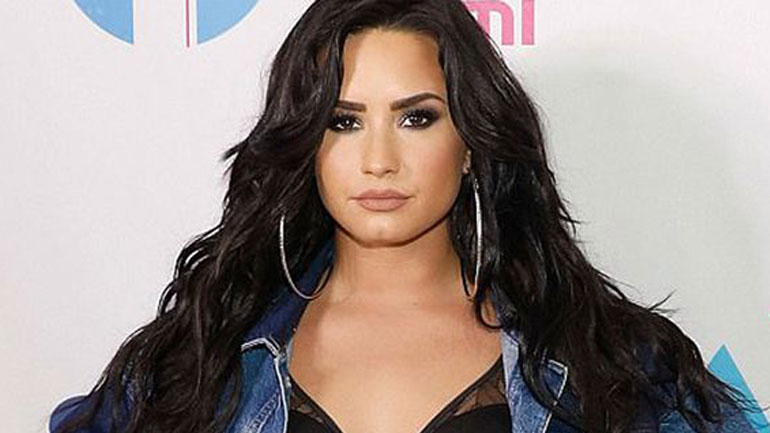 Η Demi Lovato γιόρτασε έξι χρόνια χωρίς αλκοόλ!