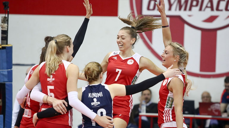 Βόλεϊ: Πανηγυρική πρόκριση στον τελικό για τα κορίτσια του Ολυμπιακού