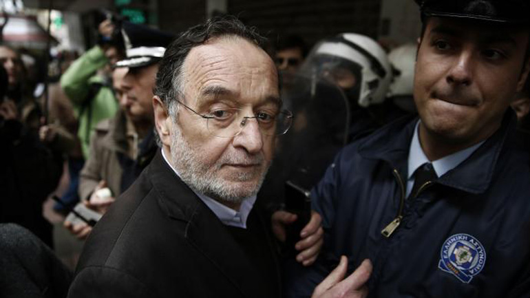 Μάρτυρας στο Πταισματοδικείο ο Π. Λαφαζάνης για τους ηλεκτρονικούς πλειστηριασμούς