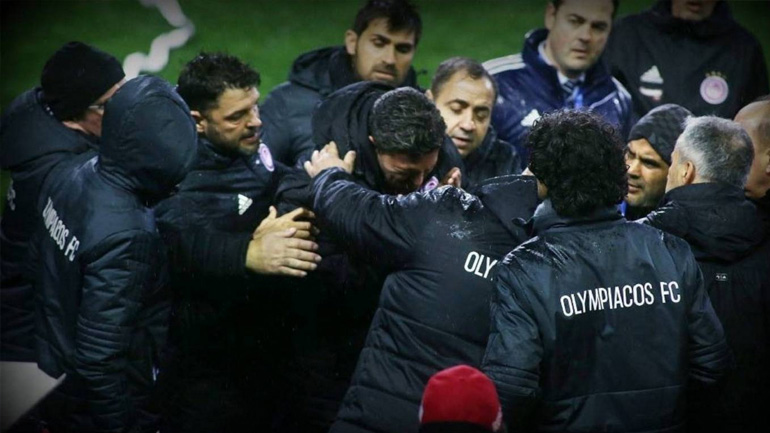 «Χαμένο στη μετάφραση» το σκεπτικό του Σκουτέρη για τον αγώνα ΠΑΟΚ-Ολυμπιακού