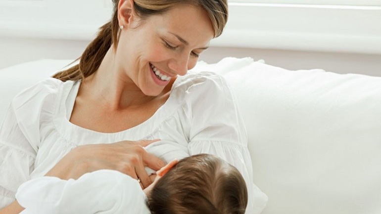 Ποιες τροφές θα πρέπει να αποφεύγετε αν θηλάζετε