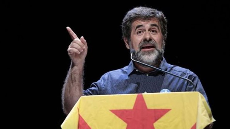 Ο Σάντσες αποσύρει την υποψηφιότητά του για την προεδρία της Καταλονίας