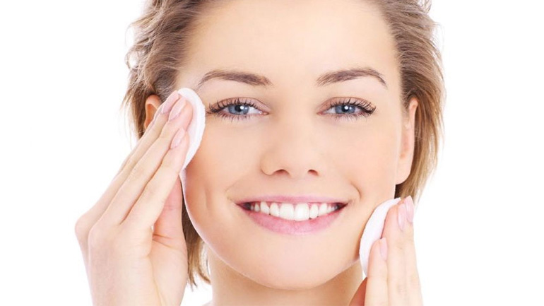 Προσοχή! Αυτά τα προϊόντα δεν πρέπει να τα βάζεις πότε στο πρόσωπό σου