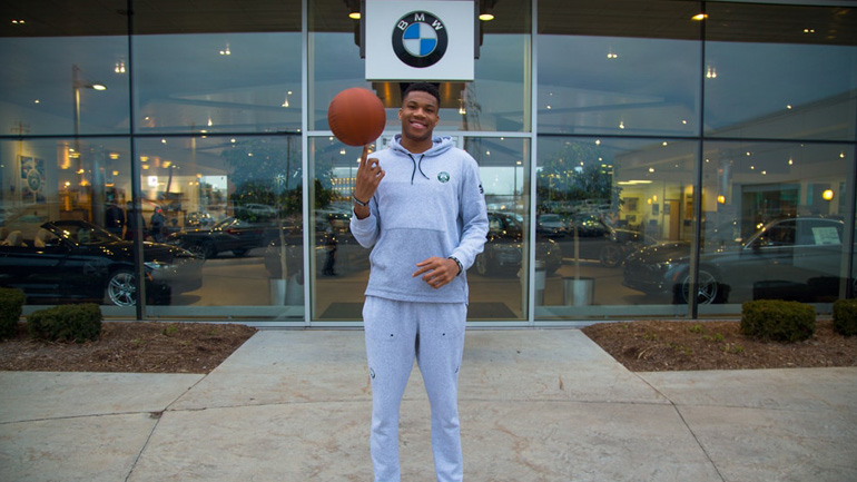 Το νέο αυτοκίνητο του Γιάννη Αντετοκούνμπο