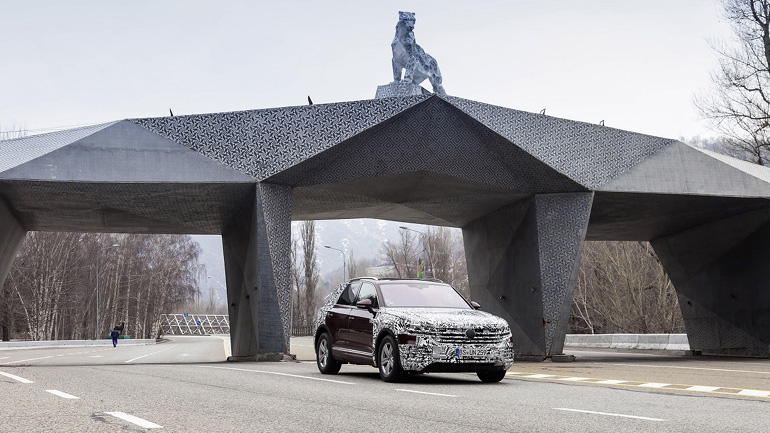 Η ώρα του νέου VW Touareg