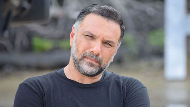 Γρηγόρης Αρναούτογλου: Φεύγει για τα γυρίσματα του νέου παιχνιδιού που θα παρουσιάζει!