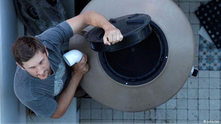 Κάτοικος του Κέιπ Τάουν εγκατέστησε μια δεξαμενή βρόχινου νερού 