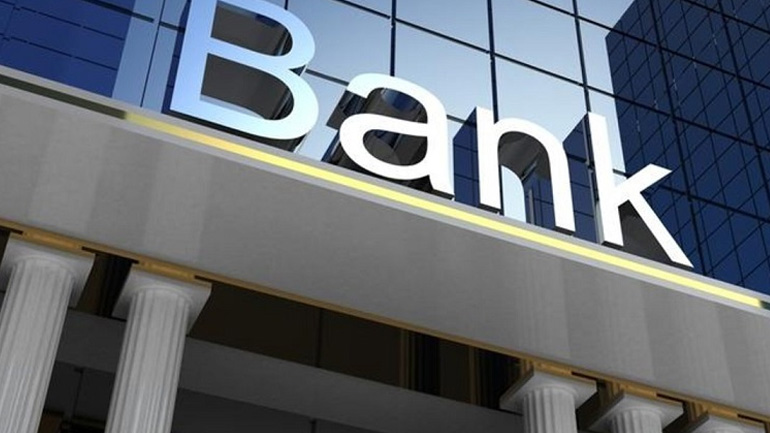 Handelsblatt: «Μια δελεαστική πρόταση» από τις ελληνικές τράπεζες στους δανειολήπτες