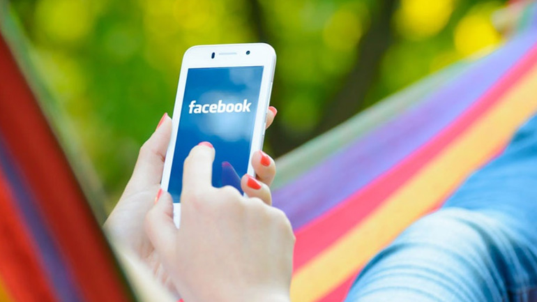 Αφήστε το Facebook και βρείτε την ευτυχία!