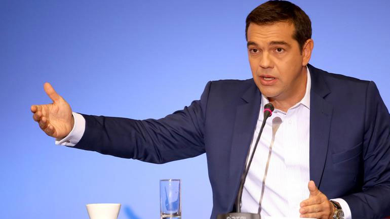 Τσίπρας σε δημοσιογράφο: Εύχομαι σε λίγο να συστήνεστε ως εκπρόσωπος της Gorna Makedonija