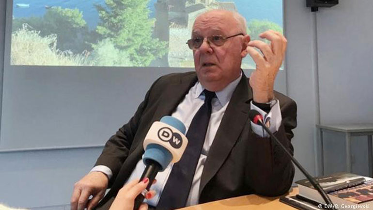 Τζ. Πάρντιου: Χρειάζεται «θέληση και θάρρος» σε Αθήνα και Σκόπια