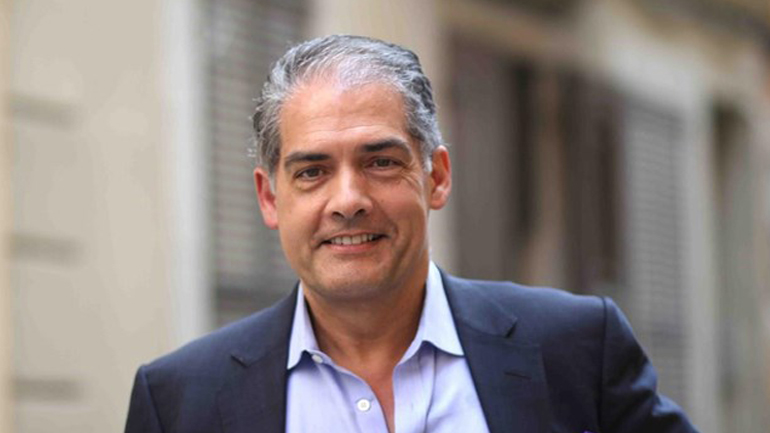 Πέθανε ο βραβευμένος συγγραφέας Φίλιπ Κερ