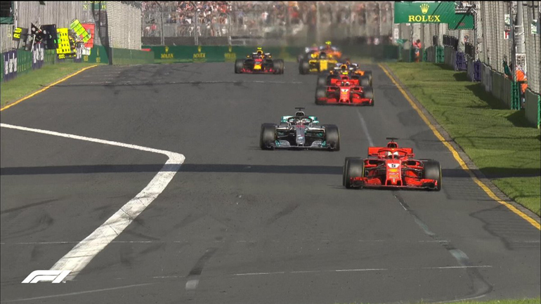 Η Ferrari εκμεταλλεύτηκε το πιτ στοπ και την εμφάνιση του εικονικού αυτοκινήτου ασφαλείας και κατέκτησε την πρώτη νίκη για φέτος με τον Vettel...