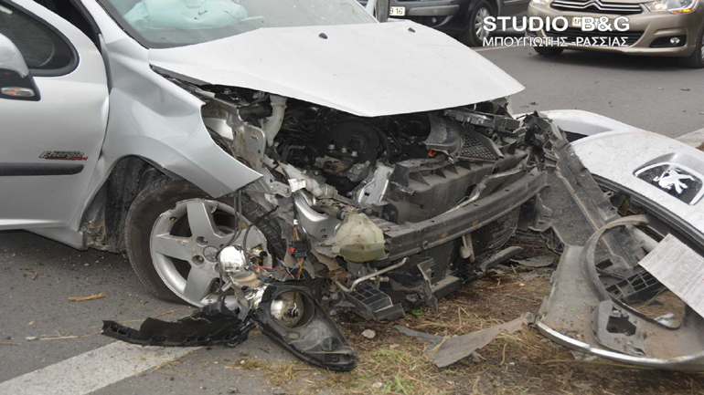 Σοβαρό τροχαίο στο Ναύπλιο με αυτοκίνητο και τρακτέρ – Ένας νεκρός και μια γυναίκα τραυματίας