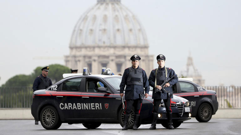 Αυξάνεται η φύλαξη των ευαίσθητων στόχων εν όψει του καθολικού Πάσχα στην Ιταλία