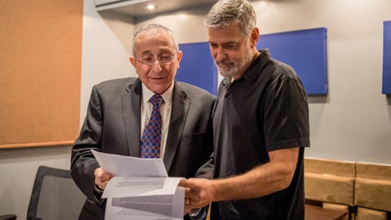 Ο Τζορτζ Κλούνεϊ θα είναι αφηγητής σε ντοκιμαντέρ για τη ζωή του Σιμόν Πέρες