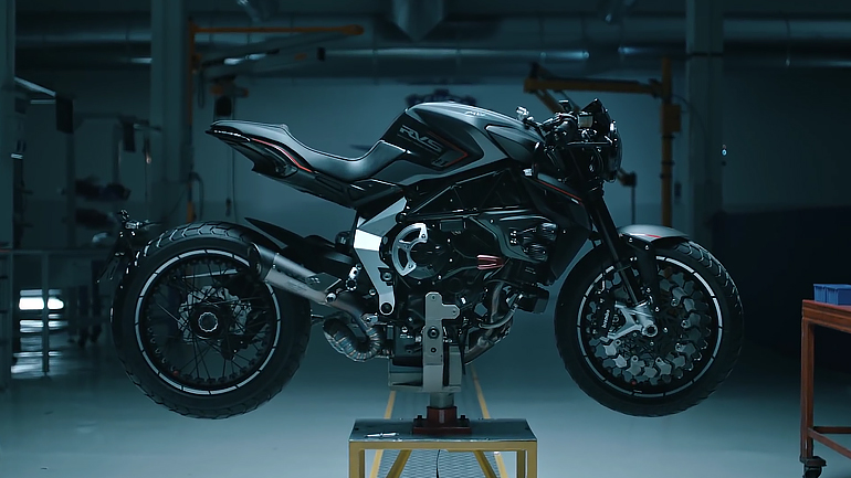 MV Agusta 2018: Ανεβάζει τον πήχη των εταιρικών βίντεο MV Agusta 2018: Ανεβάζει τον πήχη των εταιρικών βίντεο