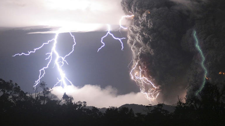 «Καμπανάκι» επιστημόνων για τη συχνότητα των ακραίων καιρικών φαινομένων