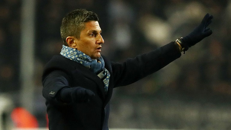 Λουτσέσκου: «Ο Ολυμπιακός και η ΑΕΚ το έβαλαν στα πόδια»