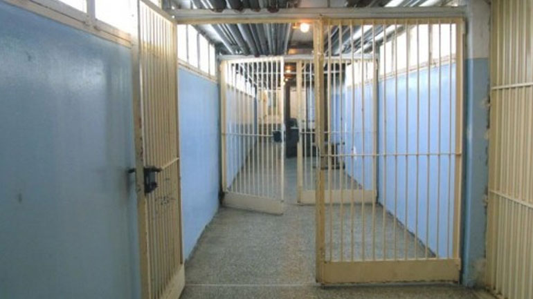 Τρίκαλα: Έρευνες μετά την επίθεση σε σωφρονιστικό υπάλληλο – Δικογραφία σε βάρος τεσσάρων κρατουμένων