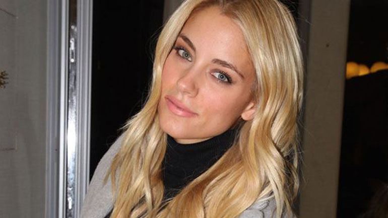 Βίντεο: Ο μαιευτήρας της Δούκισσας Νομικού μίλησε για τον τοκετό της παρουσιάστριας