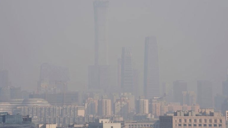 Πορτοκαλί συναγερμός σε Πεκίνο και Τιεντσίν εξαιτίας του ατμοσφαιρικού νέφους