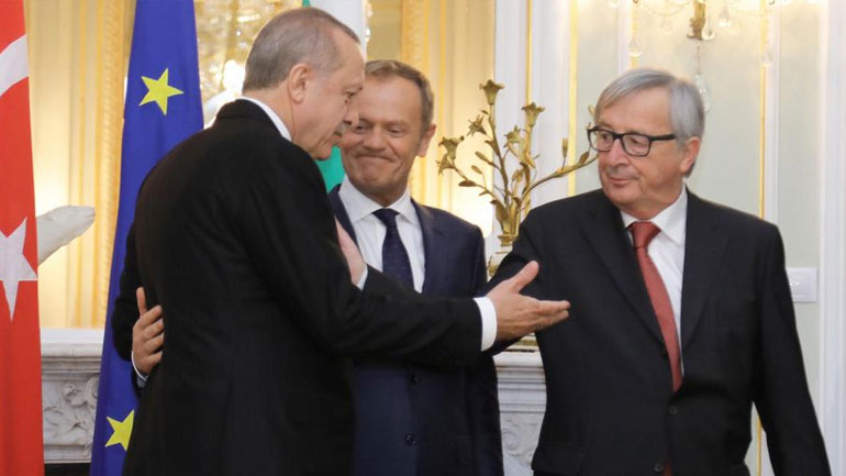 Deutsche Welle: Ο παράλληλος κόσμος του κυρίου Ερντογάν