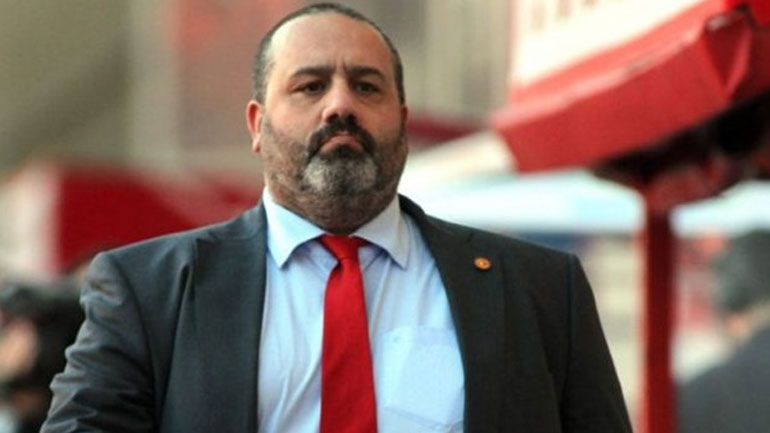 Από το κεφάλι του Καραπαπά λείπει το φέσι