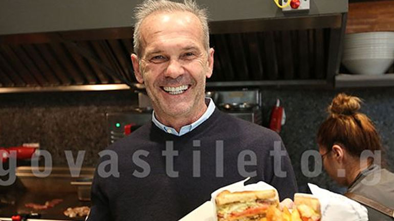 Το govastileto.gr στο νέο μαγαζί του Πέτρου Κωστόπουλου στο Κολωνάκι Το govastileto.gr στο νέο μαγαζί του Πέτρου Κωστόπουλου στο Κολωνάκι