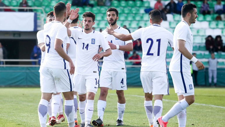 «Βλέπει» πρωτιά η Ελπίδων, 3-0 την Τσεχία