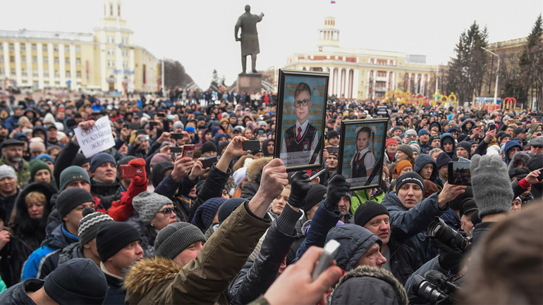 Ρωσία: Λαϊκή οργή για την τραγωδία στο Κεμέροβο