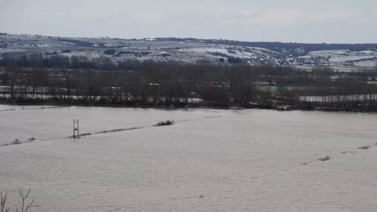 Αλεξανδρούπολη: Σταθερά πάνω από τα όρια συναγερμού η στάθμη του νερού στον Έβρο