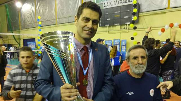 Καζάζης: Το φαβορί του Λιγκ Καπ, η απουσία και ο οικοδεσπότης