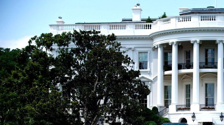 Ασάφεια σχετικά με την διεξαγωγή έρευνας από τον Λευκό Οίκο για την υπόθεση Κούνσερ