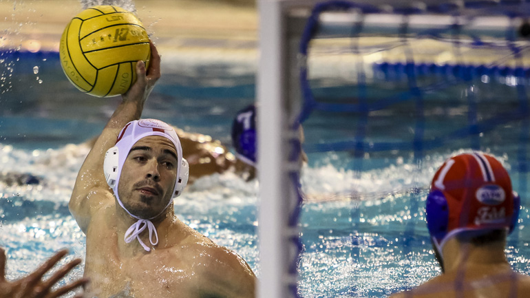 Πόλο: Άνετα ο Ολυμπιακός, 15-3 τον Υδραϊκό