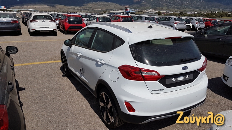 Η πίσω σχεδίαση...