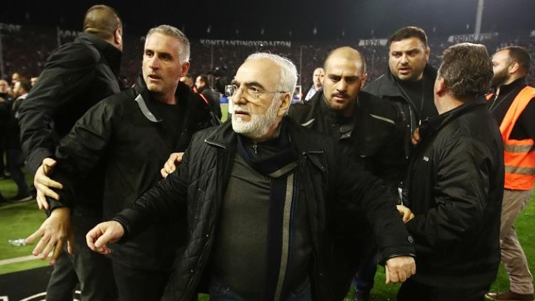 Σαββίδης: «Να κοιταχτούμε στα μάτια με εκείνους που δήθεν απείλησα»