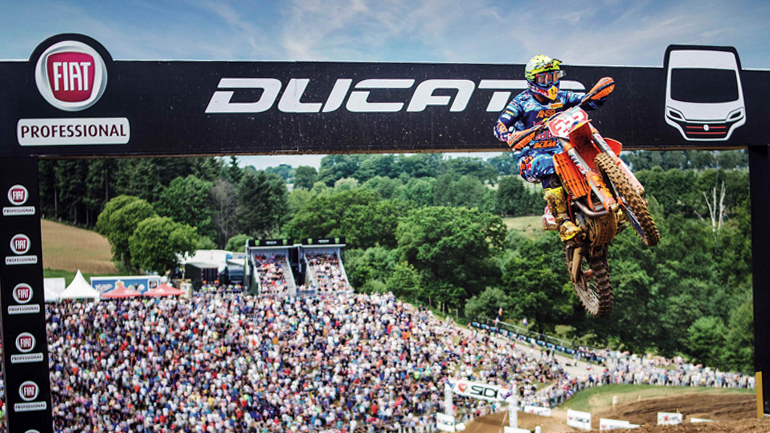 Παγκόσμιο πρωτάθλημα Motocross σε συνεργασία με τη Fiat Professional!