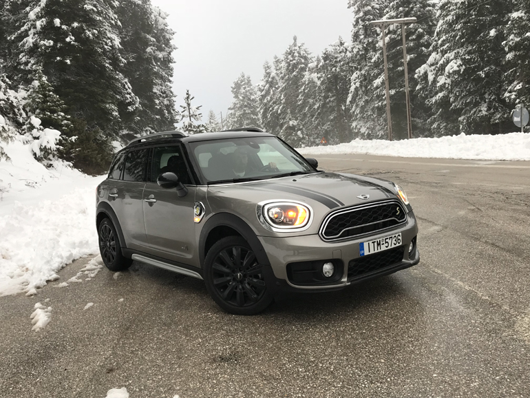 Το Countryman Cooper SE ALL4 είναι μόνιμα τετρακίνητο και δεν επιβαρύνεται με τέλη κυκλοφορίας 