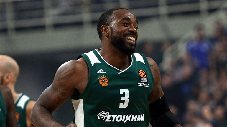 Παναθηναϊκός: Ενοχλήσεις στον ώμο ο Κέι Σι Ρίβερς