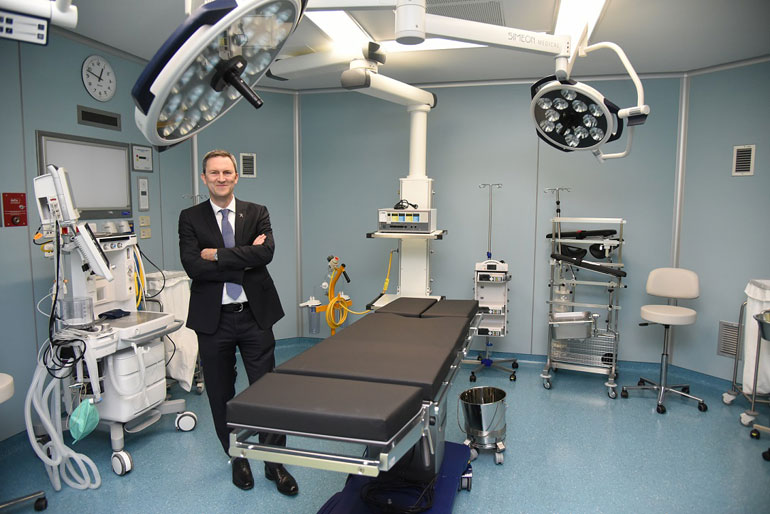 Ο Ντάμιαν Κόουπ Διευθύνων Σύμβουλος ΟΠΑΠ