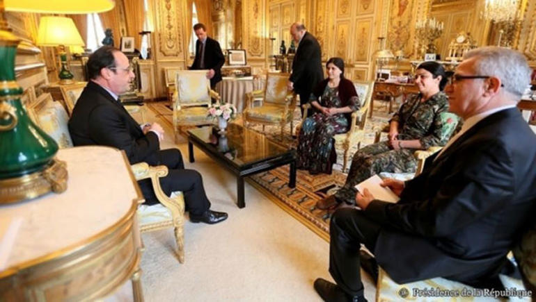 Συνάντηση του 2015 μεταξύ του τότε προέδρου Φρανσουά Ολάντ και κουρδικής αντιπροσωπείας