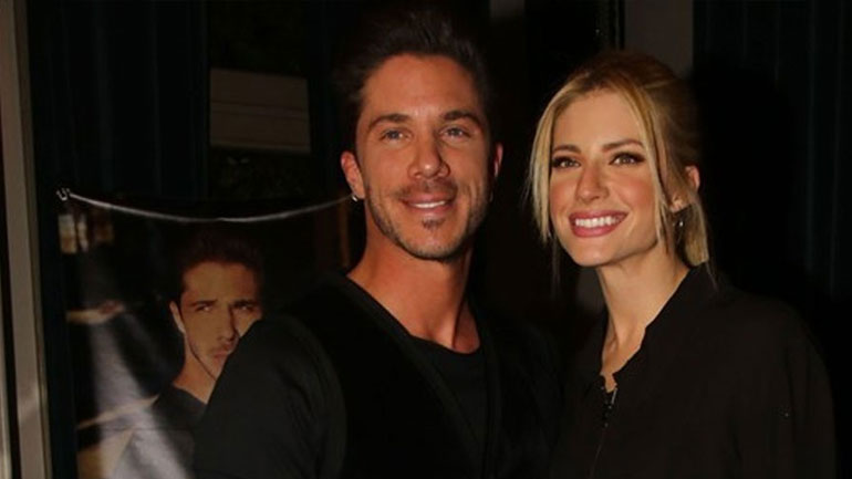 Νίκος Οικονομόπουλος & Ευαγγελία Αραβανή: Βραδινή έξοδος στο θέατρο για το ερωτευμένο ζευγάρι!