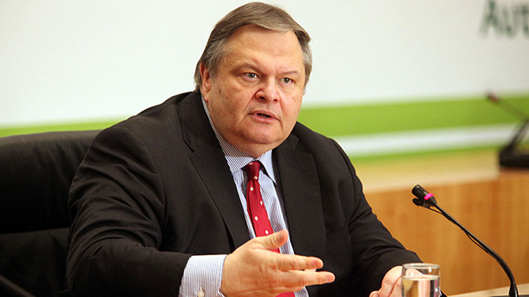 Νέες αιχμές Ευ. Βενιζέλου για τη τακτική της Φ. Γεννηματά σχετικά με τη συνταγματική αναθεώρηση