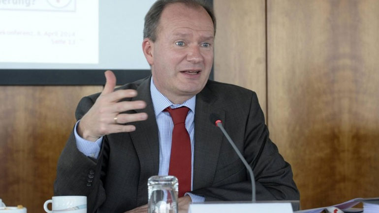 Deutsche Welle: Γερμανικές αντιρρήσεις στην κοινή εγγύηση καταθέσεων