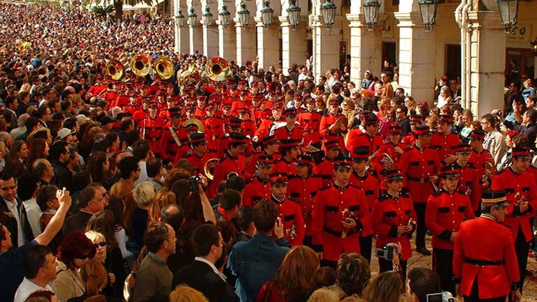 ΠΟΞ: Λιγότερες φέτος οι κρατήσεις για το Πάσχα