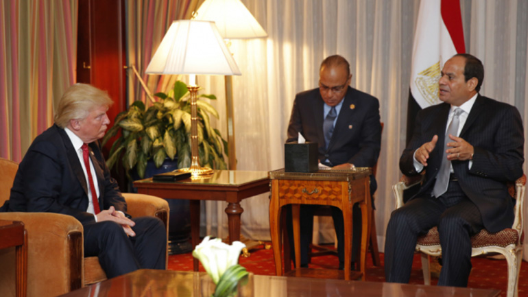 ΗΠΑ: Ο Τραμπ εξέφρασε τα «ειλικρινή του συγχαρητήρια» στον Αιγύπτιο ομόλογό του αλ Σίσι για την επανεκλογή του