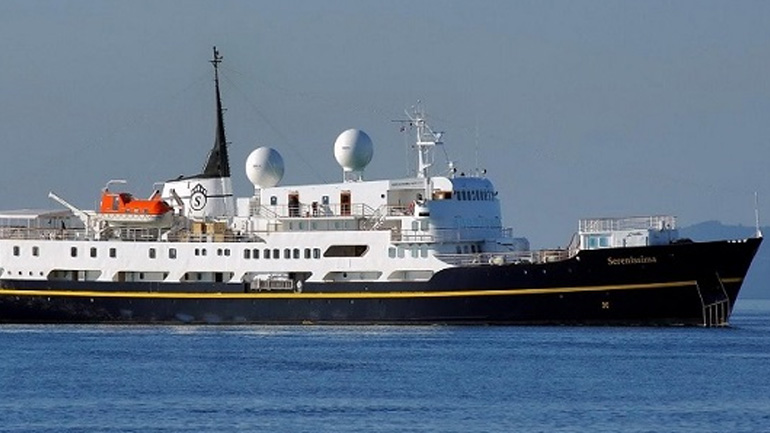 Το κρουαζιερόπλοιο «Serenissima» έκανε… ποδαρικό για την εφετινή τουριστική σεζόν